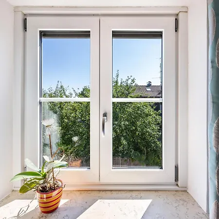 Charmantes Haus Mit Eigenem Garten
