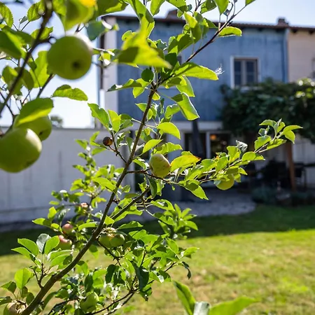 Nyaraló Charmantes Haus Mit Eigenem Garten *